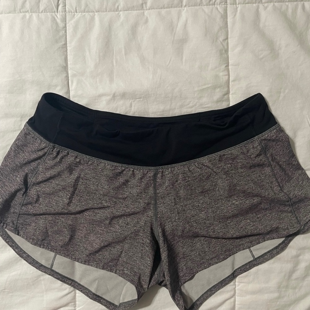 Lululemon speed up shorts, HR 2.5”